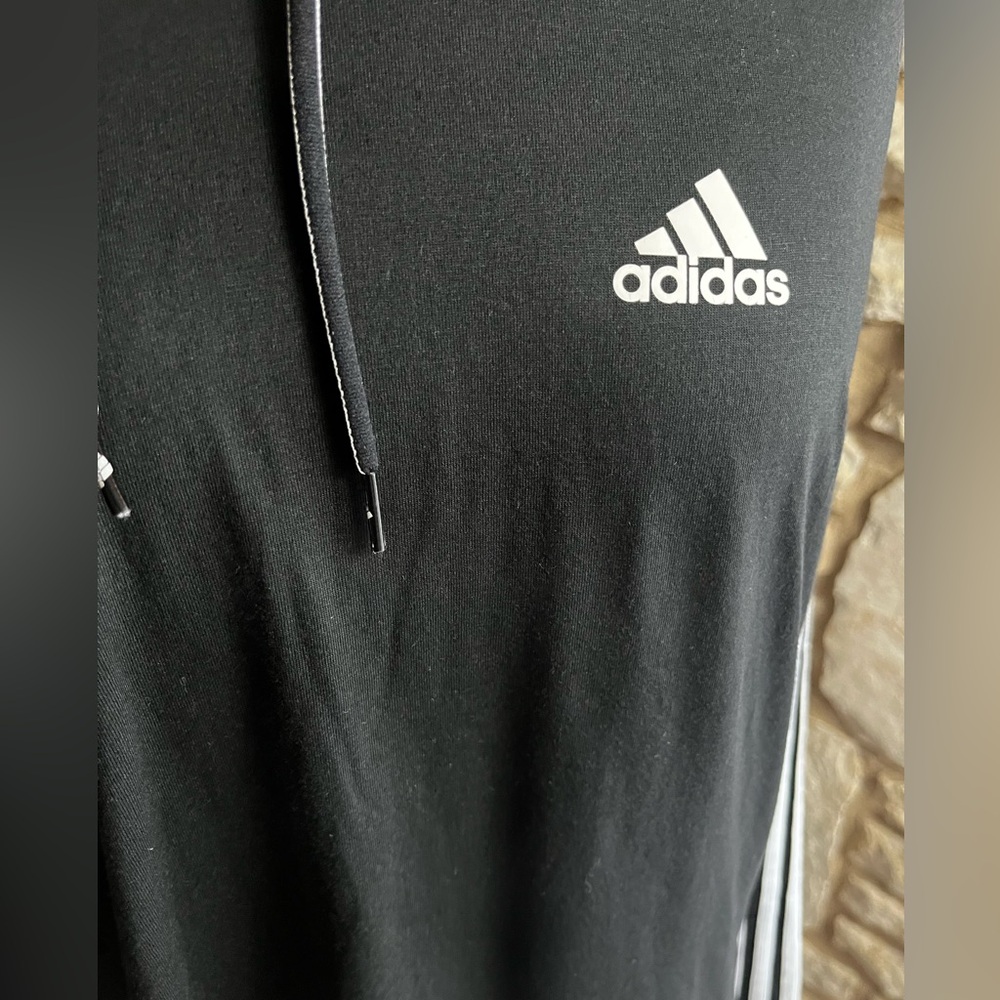 Adidas jacket - Picture 2 of 4